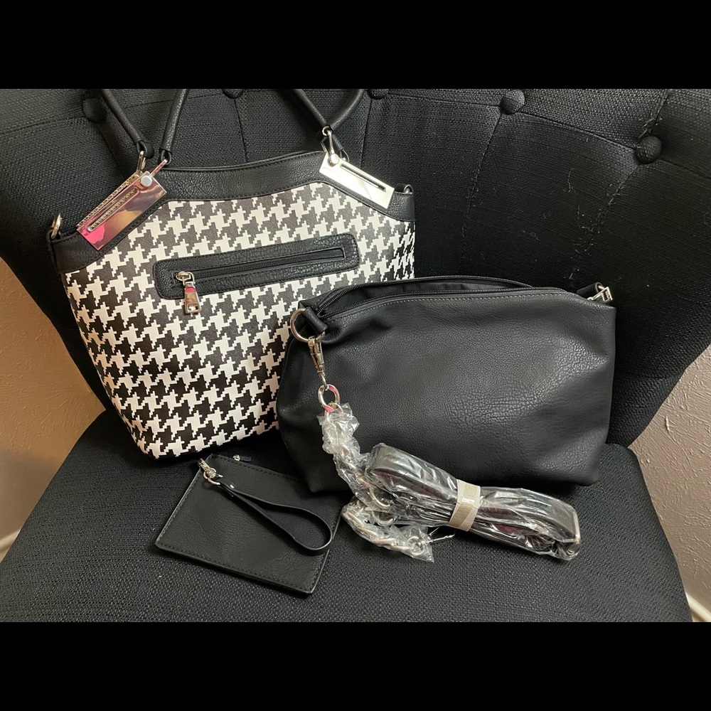 Black and white gingham purse
